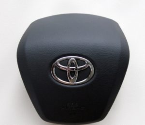 vk_toyota-avensis_2009-2012_1